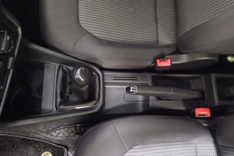 Used Volkswagen Santana 2016 1.6L Manual Fashion Edition