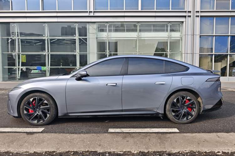 Used Dongfeng eπ eπ007 2024 620 Pro Version
