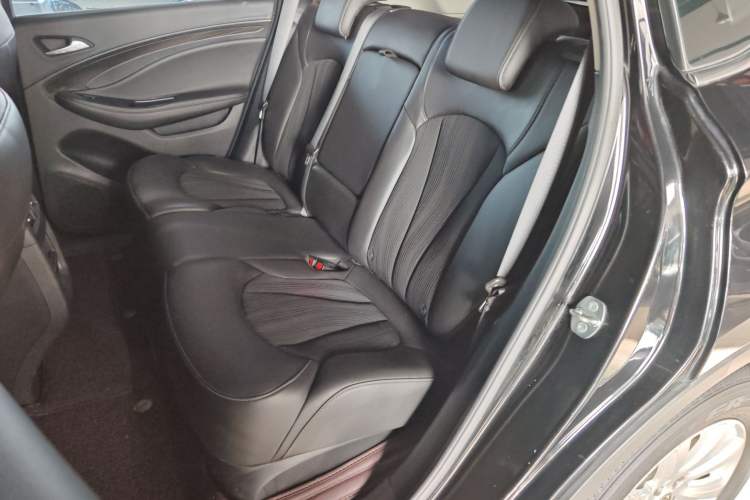 Used Buick Envision 2020 20T Two-Wheel Drive Leading Version