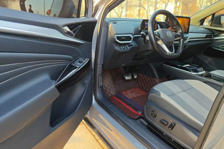 Used Volkswagen ID.4 CROZZ 2021 Long-Range PURE+ Two-Wheel Drive Version
