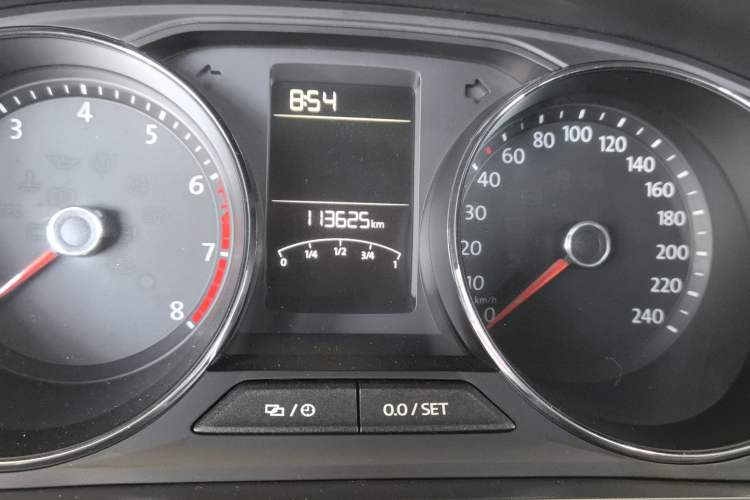 Used Volkswagen Lavida 2017 1.6L Manual Comfort Edition