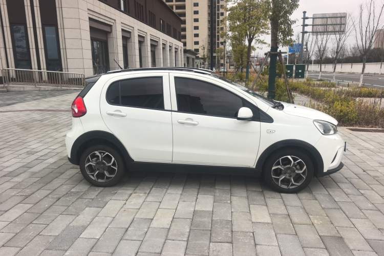 Used Geely Auto Vision X1 2017 1.3L Manual Frenzy Edition