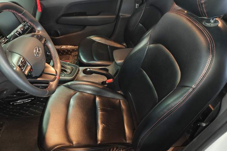 Used Hyundai Elantra (6th Generation / Lingdong) 2018 1.4T Dual-Clutch Xuan Dong · Dynamic Edition
