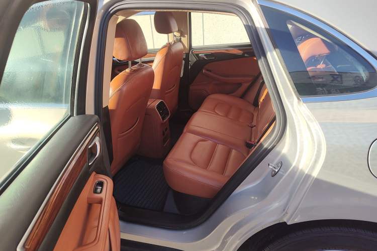 Used Zotye SR9 2017 2.0T Manual "Ultimate Light" Edition