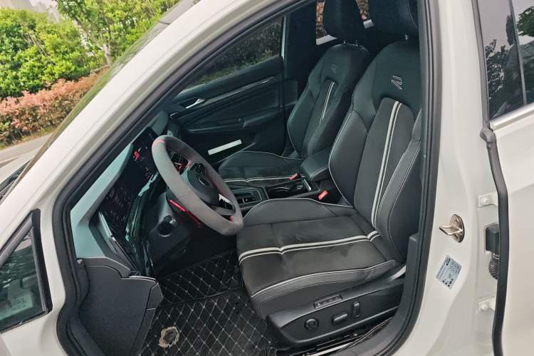 Used Volkswagen Golf 2021 280TSI DSG 30th Anniversary Edition Left Front Seat