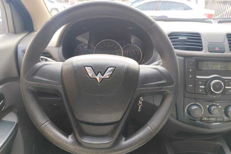 Used Wuling Hongguang 2020 1.2L S Base Model China VI LSI