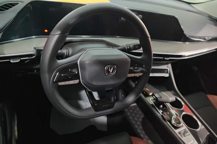 Used CHANGAN Eado 2022 PLUS Blue Whale NE 1.4T GDI DCT Flagship Edition
