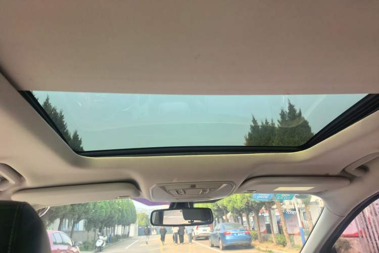 Used Ford Kuga 2017 EcoBoost 180 Two-Wheel-Drive Luxury Wing Edition