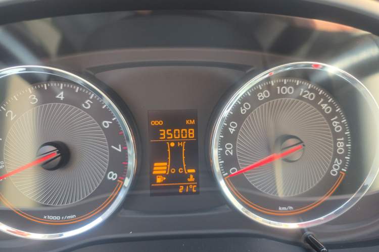 Used Chevrolet Sail 2015 Sail 3 1.5L Manual with Ideal Sunroof Edition