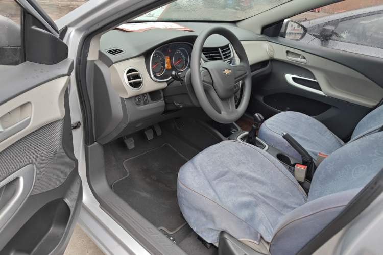 Used Chevrolet Sail 2015 Sail 3 1.3L Manual Ideal Edition