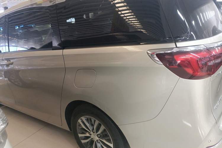 Used Buick GL8 2021 ES Landtrek 653T Comfort Edition
