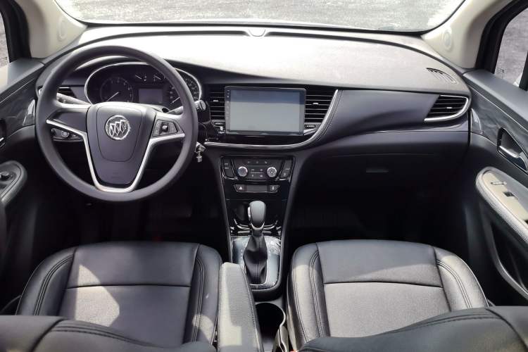 Used Buick Encore 2017 18T Automatic Two-Wheel Drive Urban Leading Model Interior 2