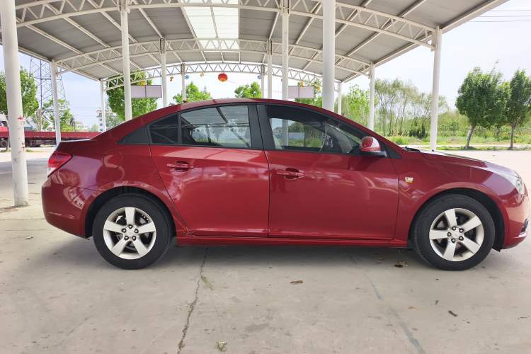Used Chevrolet Cruze 2013 1.8L SE AT