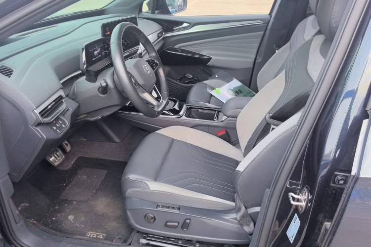 Used Volkswagen ID.4 CROZZ 2021 Long-Range PRO Two-Wheel Drive Version