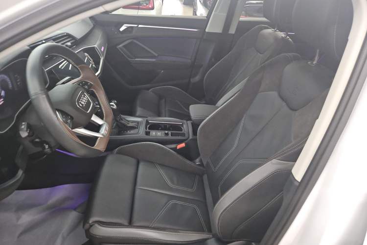 Used Audi Q3 Sportback 2020 40 TFSI Fashion Model
