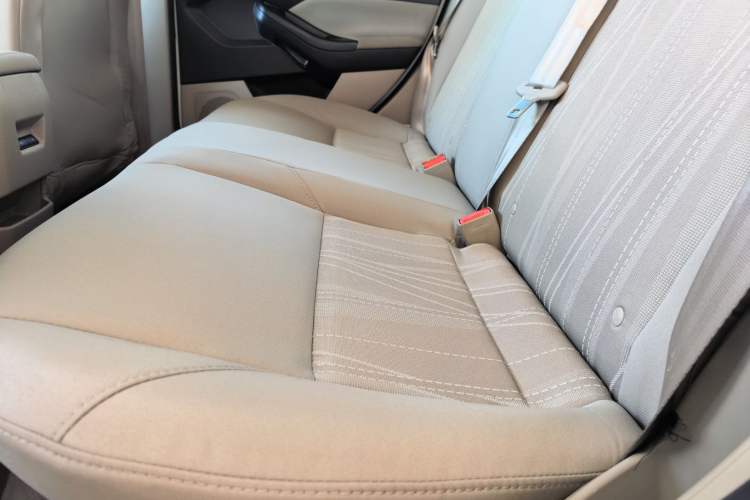 Used Ford Focus 2015 Sedan 1.6L Automatic Comfort Model Interior 6