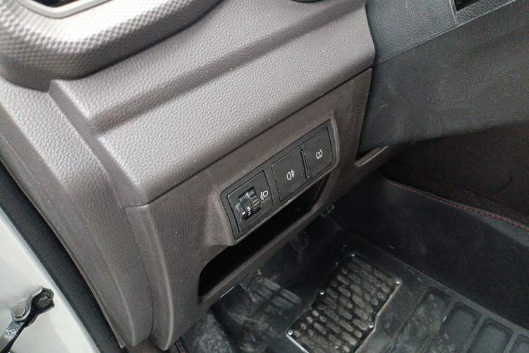 Used Wuling Hongguang V 2021 1.5L Jingqu Version LAR