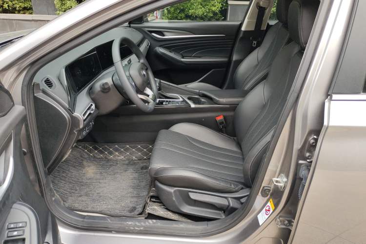 Used CHANGAN Eado 2021 PLUS 1.6L GDI CVT Luxury Model Left Front Seat