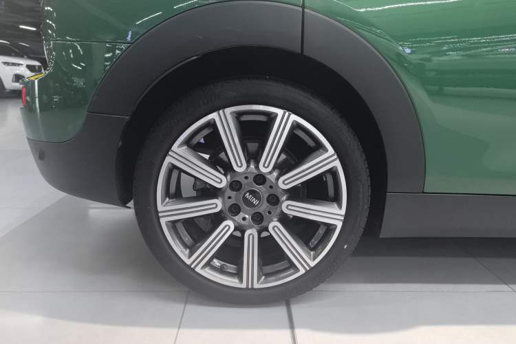 Used MINI Clubman 2022 Facelift 1.5T COOPER Connoisseur