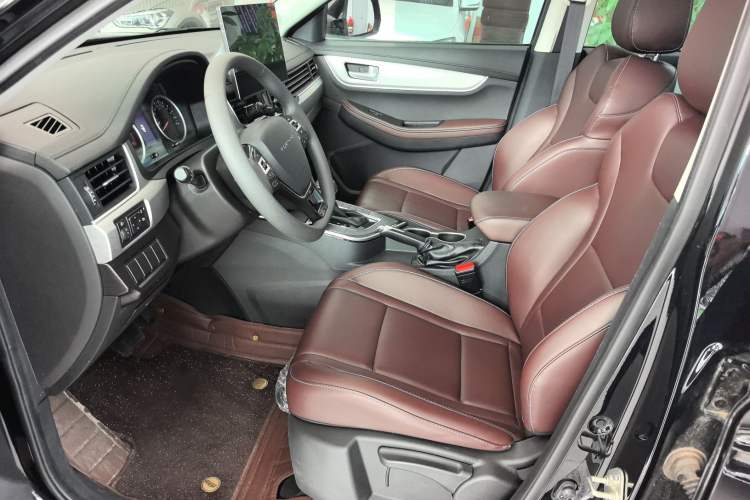 Used FORTHING T5 2024 Grand Edition 1.6L CVT Dream Model 5-Seater Left Front Seat