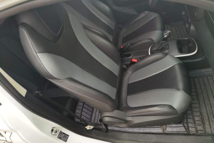 Used Roewe Clever 2022 311km QiQi BoBo Edition