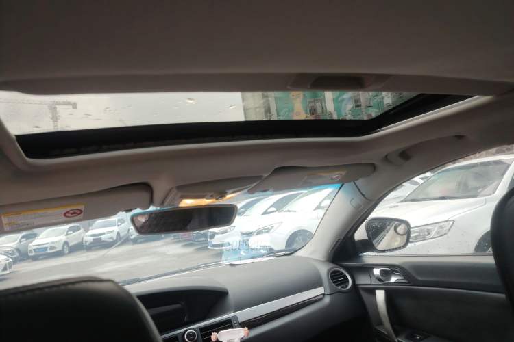 Used Roewe 550 2012 550 1.8L Automatic Value Edition
