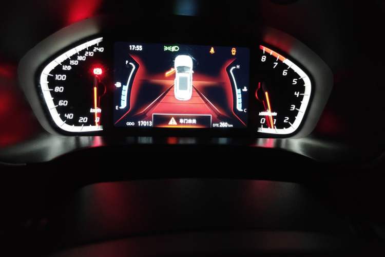 Used CHANGAN CS75 2021 Honor Million Edition 280T DCT Luxury Model

