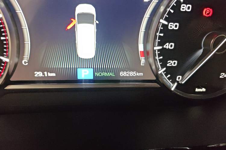 Used GAC Trumpchi M6 2021 270T DCT Luxury Edition (7 Seats)