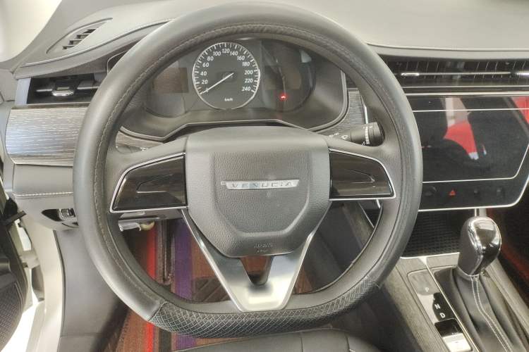 Used Venucia D60 2023 PLUS 1.6L XL CVT Yue Ling Edition
