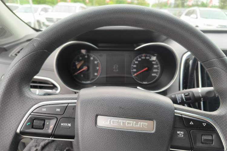 Used JETOUR X70 2020 1.5T Manual Comfort Edition 7-Seater