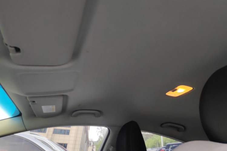 Used Kia K3 2016 1.6L Manual GL Interior 4