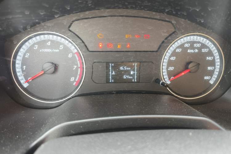 Used Chana F300 2022 1.5L True-Scent Version Standard Wheelbase DAM15KL
