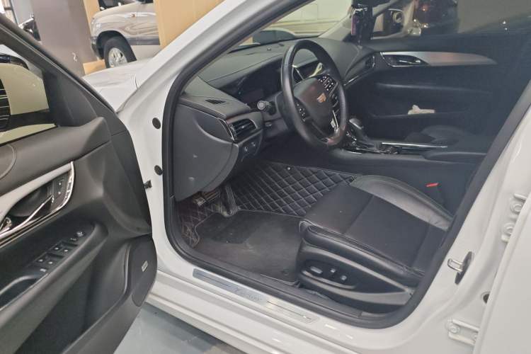 Used Cadillac ATS-L 2017 28T Fashion Edition