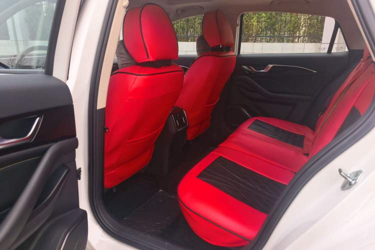 Used Bestune B70 2022 Third Generation 1.5T Automatic Enjoyment Version
