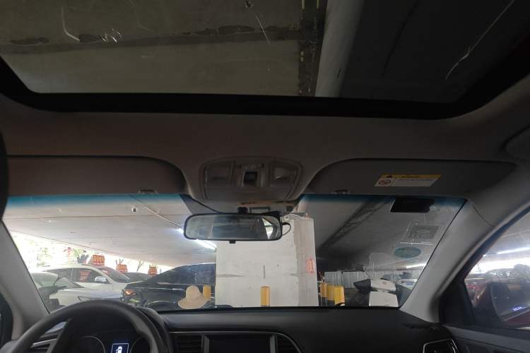 Used Hyundai Elantra (6th Generation / Lingdong) 2016 1.6L Automatic ZhiXuan – Elite Version Headliner