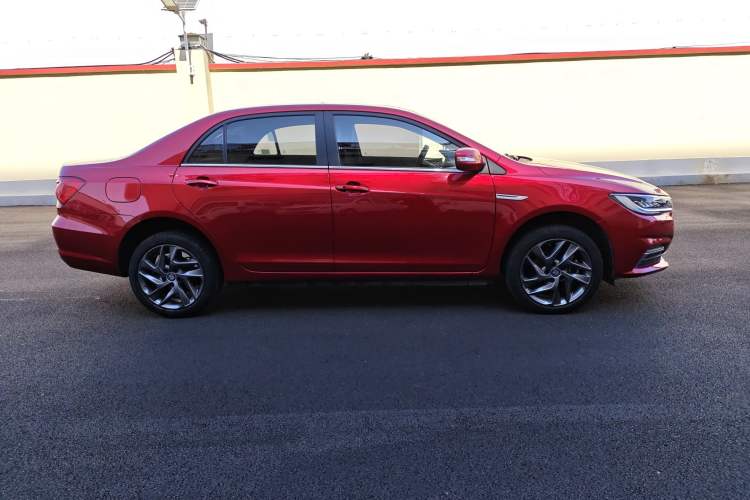 Used BYD Qin New Energy 2019 High-Range Luxury Model Exterior 5