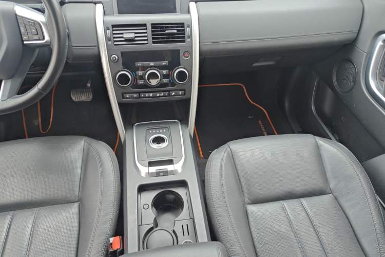 Used Land Rover Discovery Sport 2016 2.0T SE
