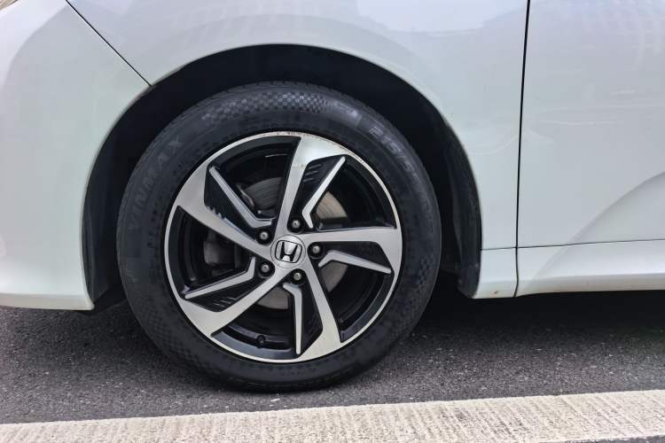 Used Honda Odyssey 2015 Updated Version 2.4L Smart Edition
