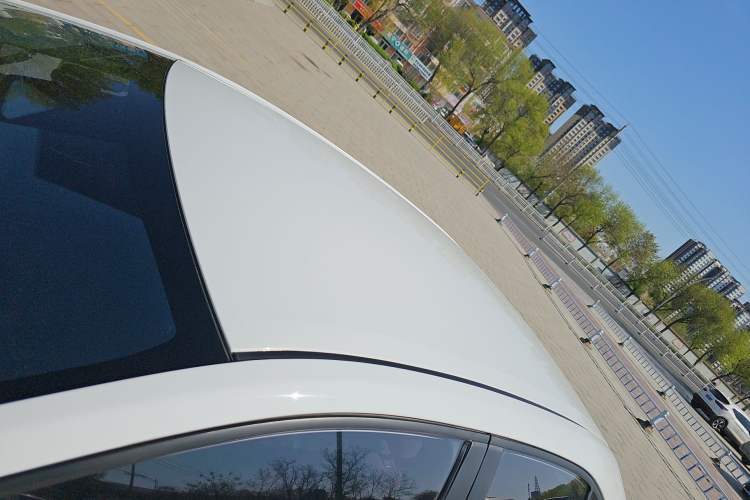 Used Toyota Levin 2023 Smart Electric Hybrid Dual-Engine 1.8L Leading Edition Roof