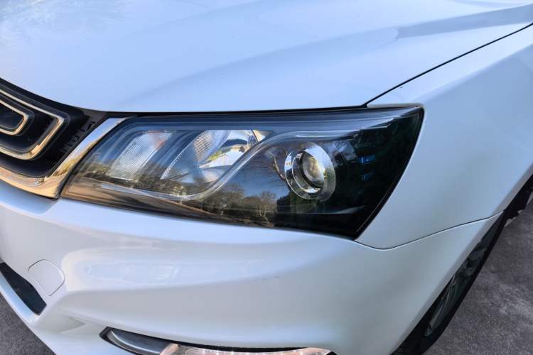 Used Geely Auto Emgrand 2017 Sedan Million Edition 1.5L Manual - Upward Version
