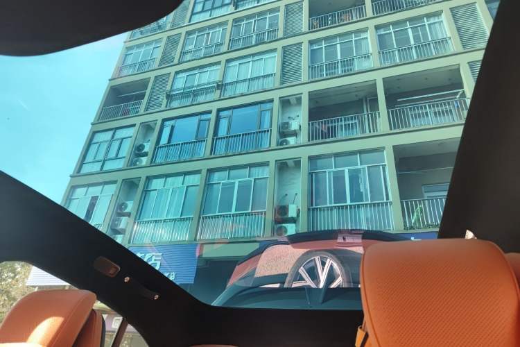 Used Xiaomi Auto YU7 2025 Ultra-Long Range High-Performance All-Wheel-Drive Max Edition
