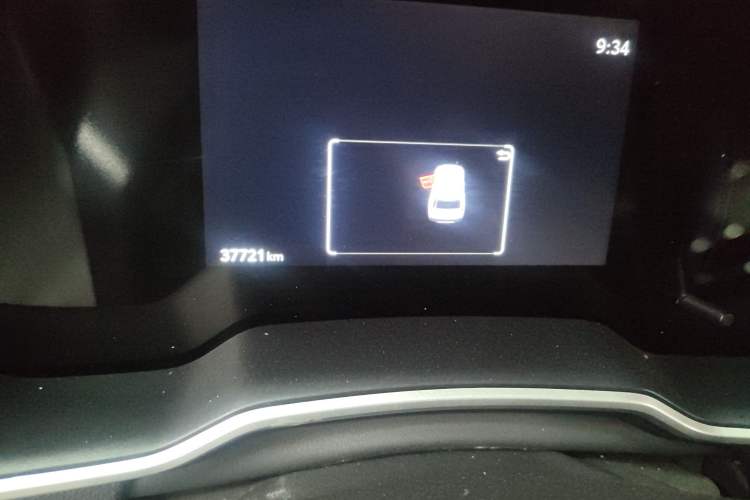 Used Toyota FRONTLANDER 2023 2.0L CVT Luxury Edition Odometer Close Up