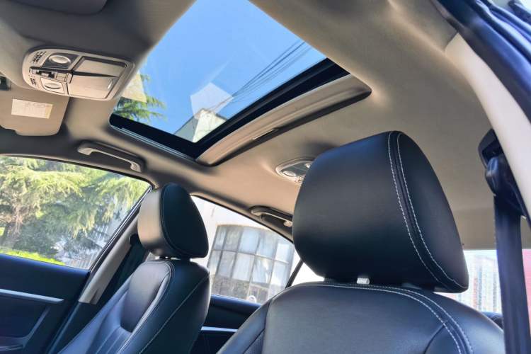 Used Geely Auto Emgrand 2017 Sedan Million Edition 1.5L Manual - Upward Version
