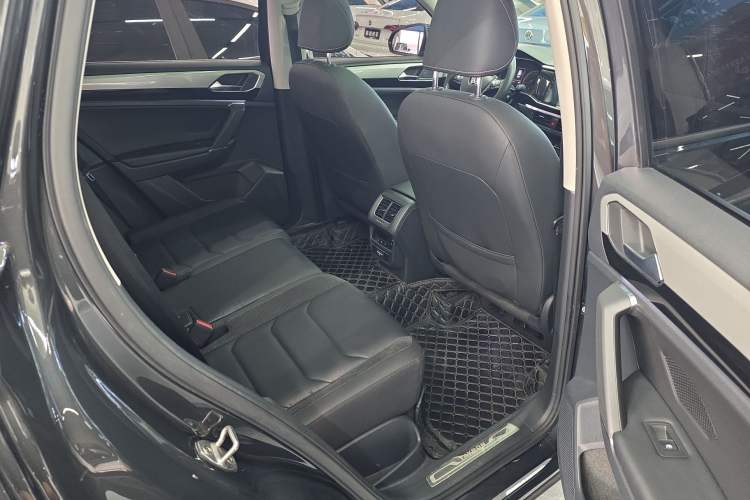 Used Volkswagen Tayron 2020 330TSI Two-Wheel Drive Luxury Smart Connectivity Version