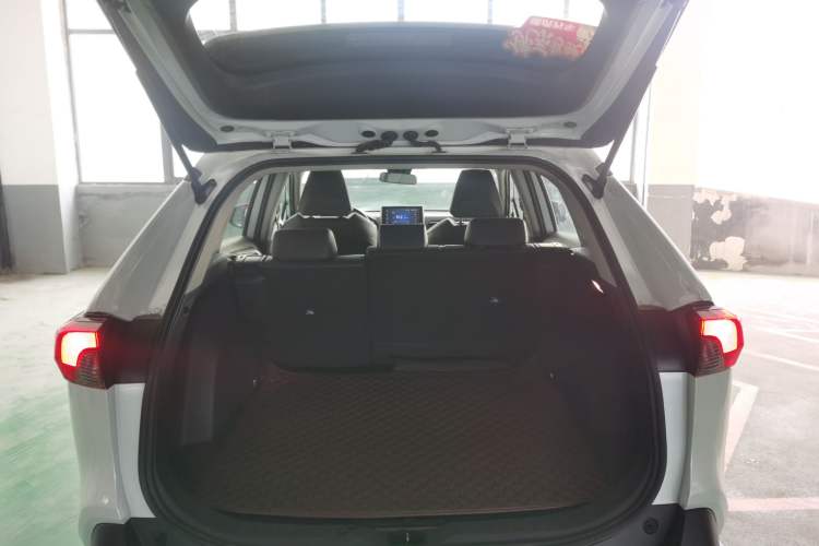 Used Toyota RAV4 2020 2.0L CVT Two-Wheel Drive Fashion PLUS Edition