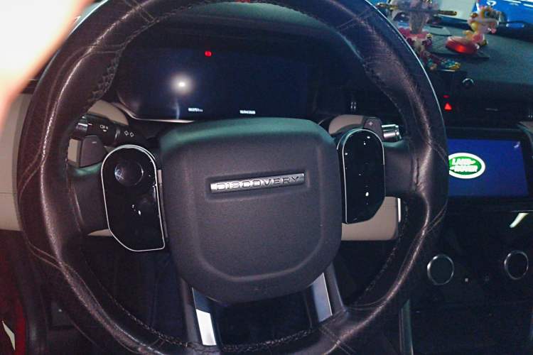 Used Land Rover Discovery Sport 2020 249 PS R-Dynamic Performance Edition Steering Wheel