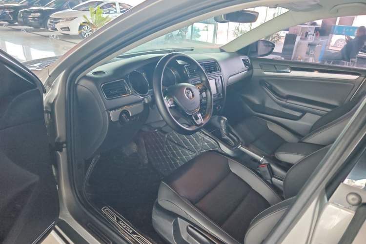 Used Volkswagen Sagitar 2018 1.6L Automatic Comfort Model