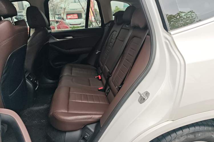 Used BMW X3 2021 xDrive28i M Sport Package Left Rear Seat