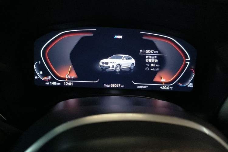 Used BMW X4 2022 xDrive 25i M Sport Package Odometer Close Up