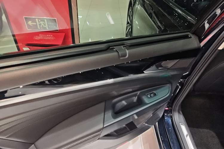 Used Volkswagen Passat 2023 Facelift 330TSI Luxury Edition
